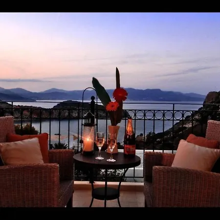 Ouranos Our Dream In Blue And Cream With Seaview And Pool * Istro
